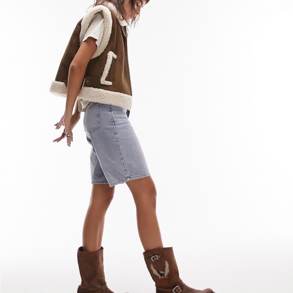 Topshop faux suede shearling oversized aviator vest in chocolate - Picture 10 of 10